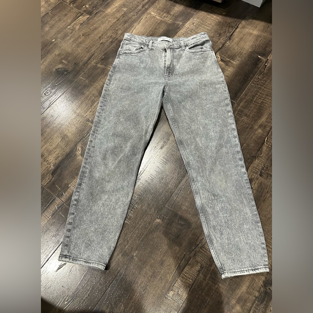 Abercrombie high waisted Jeans size 28